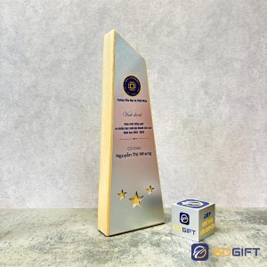 Cúp thiết kế MAY Academy 2