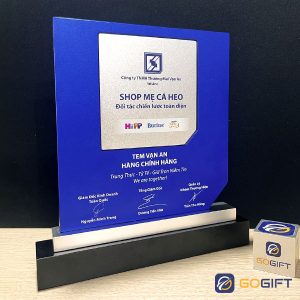 Cúp thiết kế tem Vạn An 2