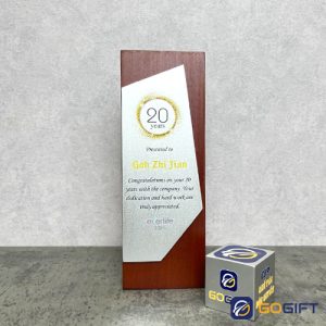 Cúp thiết kế vinh danh cống hiến Everlife