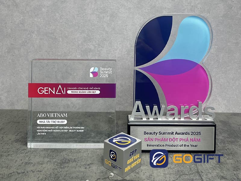 biểu trưng vinh danh 2 biểu trưng vinh danh 2