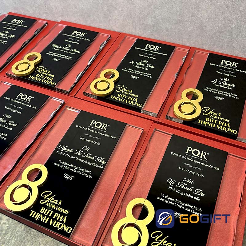 bảng vinh danh công ty 8