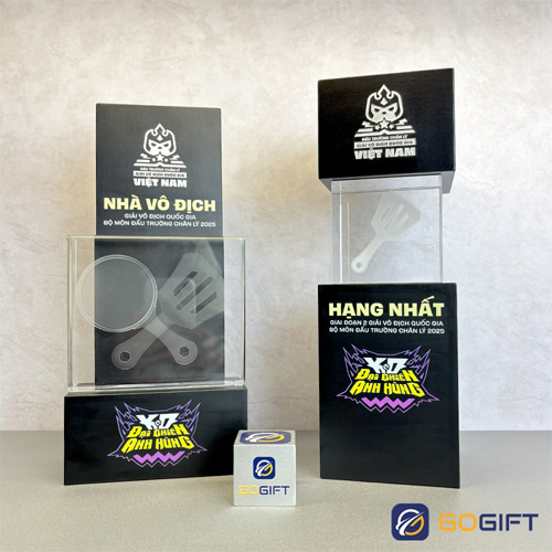 Cúp thiết kế KO Đại Chiến Anh Hùng VNG