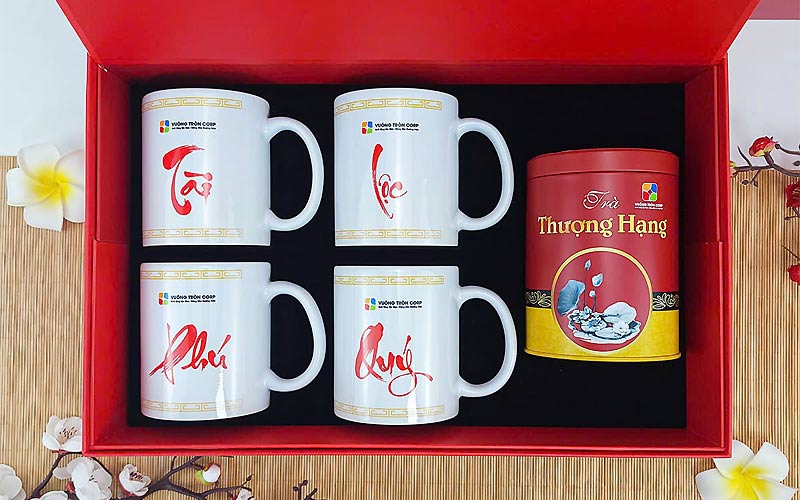 Ly sứ Tết Ly sứ Tết