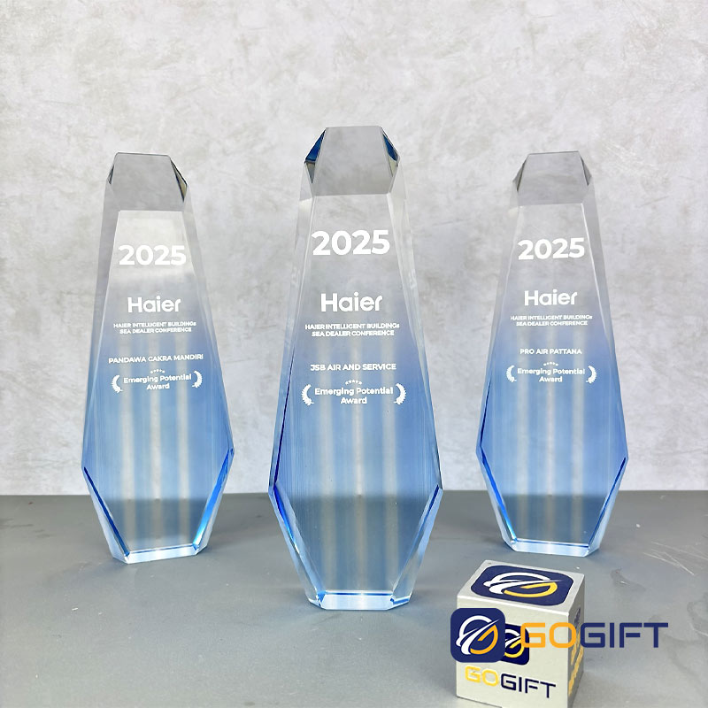 cúp tri ân lãnh đạo cúp tri ân lãnh đạo