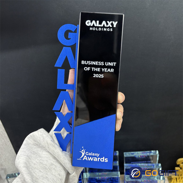 Cúp thiết kế Galaxy Award Business 2025