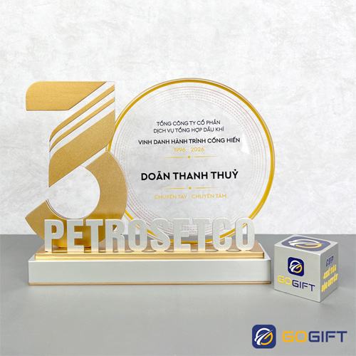 Cúp thiết kế Petrosetco